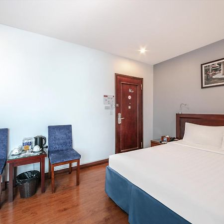 A25 Hotel - 63A Phuong Liet Ханой Экстерьер фото